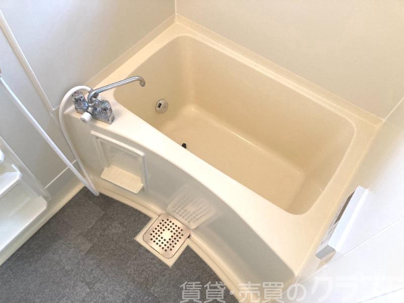 バス・シャワールーム　追い焚き機能付きバス♪