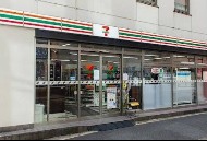 コンビニ　セブンイレブン神田錦町2丁目店（コンビニ）まで94m