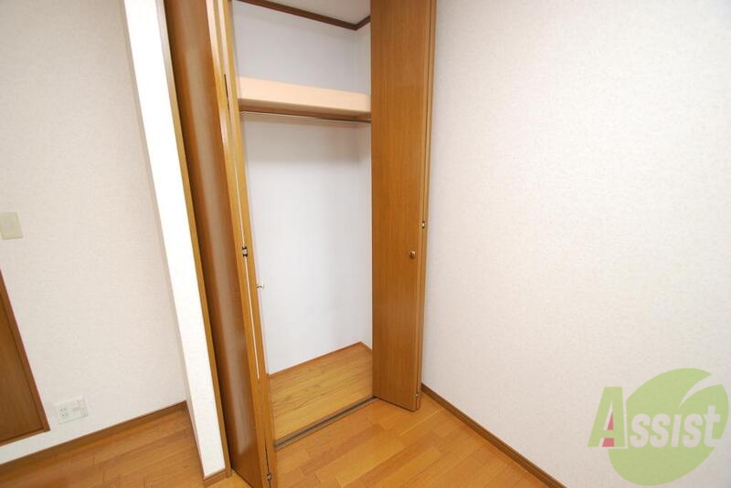 収納　収納も有り。荷物の多い方も安心です