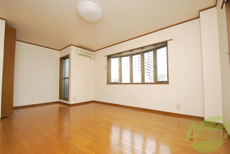 居室・リビング　広くて明るいお部屋は嬉しいですね