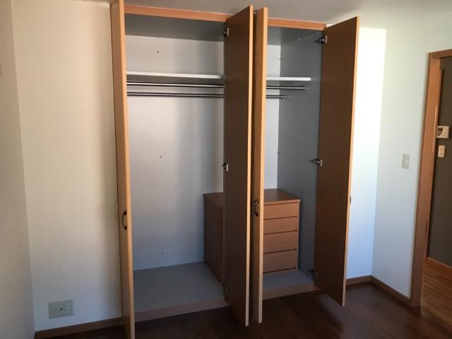 収納　クローゼット