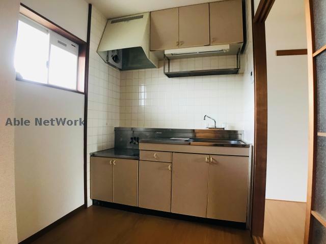 居室・リビング　※同物件別部屋