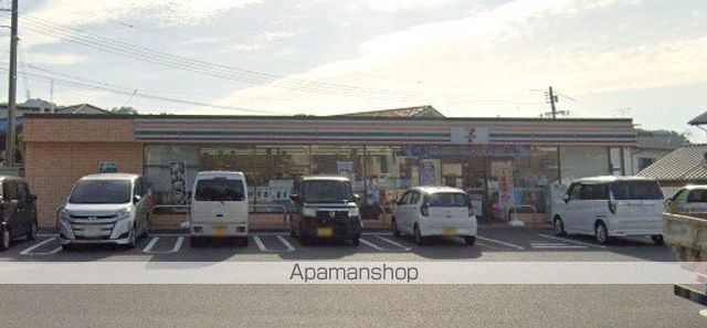 コンビニ　セブンイレブン（コンビニ）まで4973m