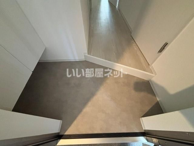 ジーメゾン西湊ベルジュールの玄関写真