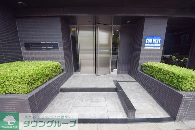 エントランス　レジディア月島III