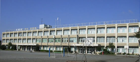 小学校　武蔵村山市立第十小学校（小学校）まで1372m