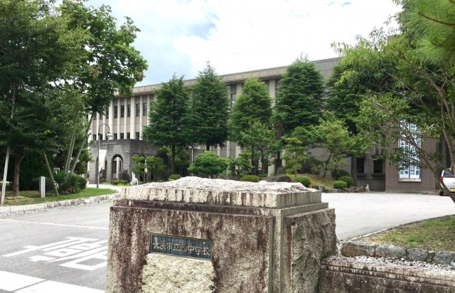 中学校　長浜市立西中学校（中学校）まで800m