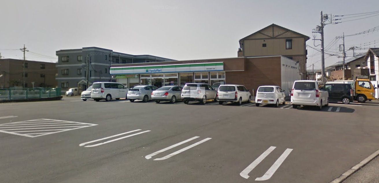コンビニ　ファミリーマート宇都宮簗瀬4丁目店（コンビニ）まで524m