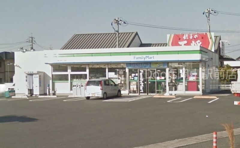 コンビニ　ファミリーマート岡山平井七丁目店（コンビニ）まで405m