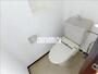 トイレ　温水洗浄機能付きのトイレです。