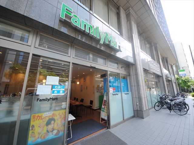 コンビニ　ファミリーマート西宮原一丁目店（コンビニ）まで114m