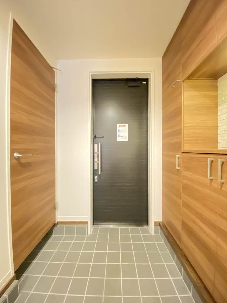 シティプラザ長者の玄関写真