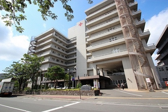 病院　長野赤十字病院（病院）まで448m