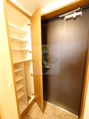 玄関　別部屋参考写真