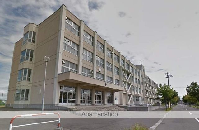 中学校　太平中学校（中学校）まで228m