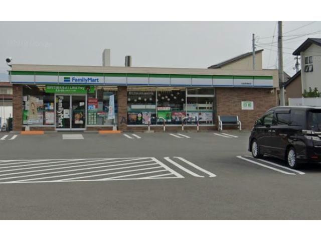 コンビニ　ファミリーマート松前役場前店（コンビニ）まで700m