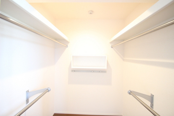 収納　※別部屋の写真です