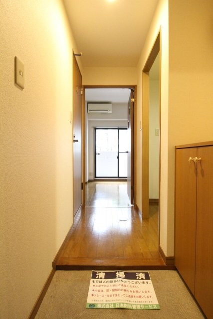 玄関　別の部屋の参考画像