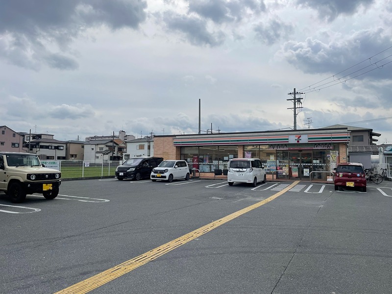 コンビニ　セブン-イレブン 堺日置荘北町店（コンビニ）まで376m