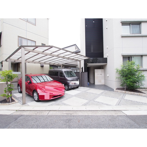 駐車場　駐車場