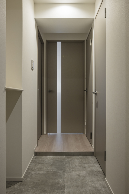 玄関　※写真は同タイプ住戸です。
