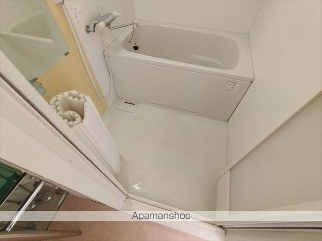 SERENiTE江坂四番館の風呂写真