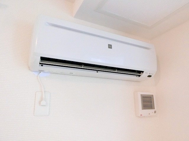 その他設備　夏に快適なエアコン付きです♪