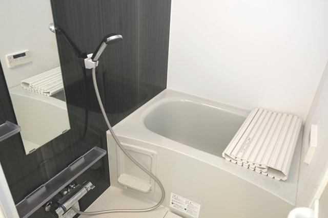 バス・シャワールーム　バス※別部屋参考写真
