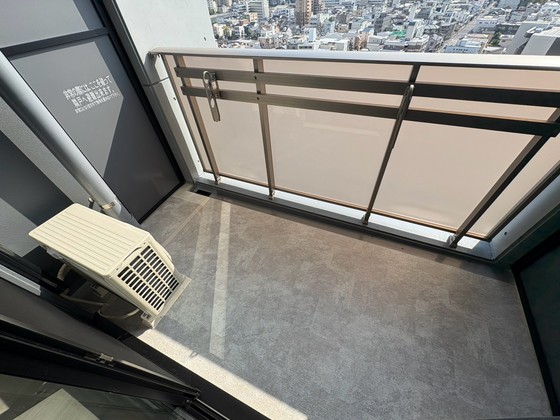 バルコニー　※他部屋の写真となります。