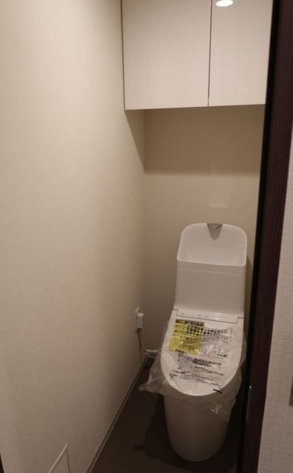 トイレ　別号室参考写真