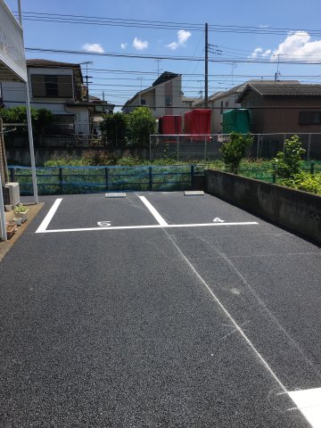 駐車場　駐車スペースもあります
