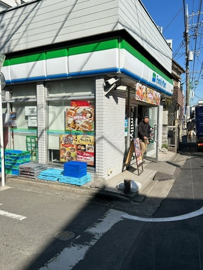 コンビニ　ファミリーマート 白幡店（コンビニ）まで436m