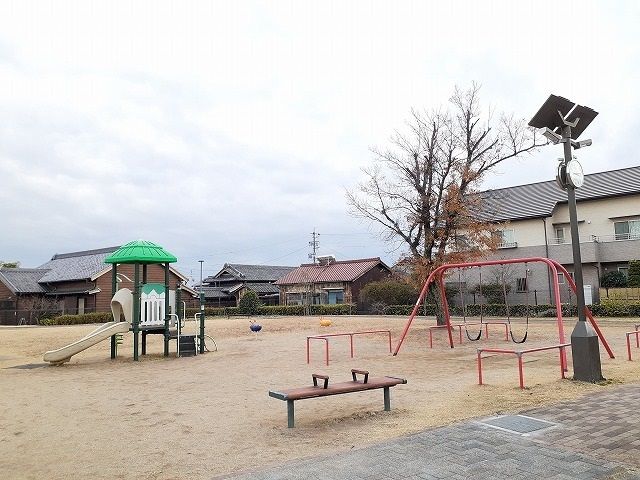 公園　湖西公園（公園）まで530m