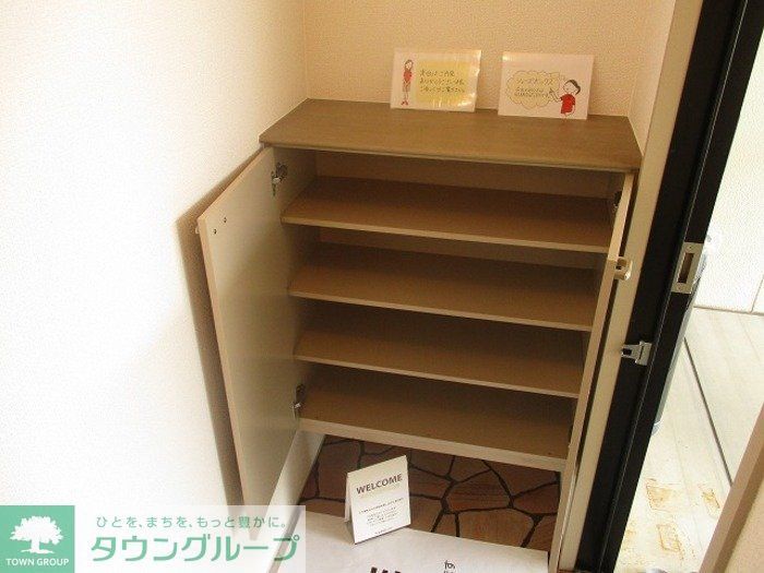 玄関　お問合せはタウンハウジングまで！※現地待合わせ相談可能