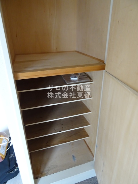 玄関　下駄箱付なので、玄関はいつでもスッキリ片付きますね☆