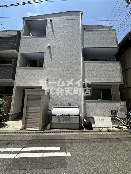 建物外観　外観は落ち着いています