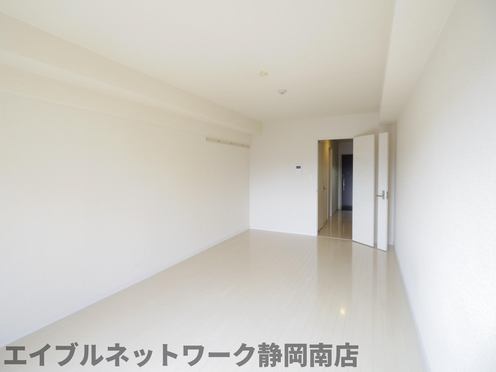 居室・リビング　ゆったり過ごせる居間です