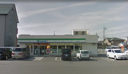 コンビニ　ファミリーマート 宇都宮睦町店（コンビニ）まで744m