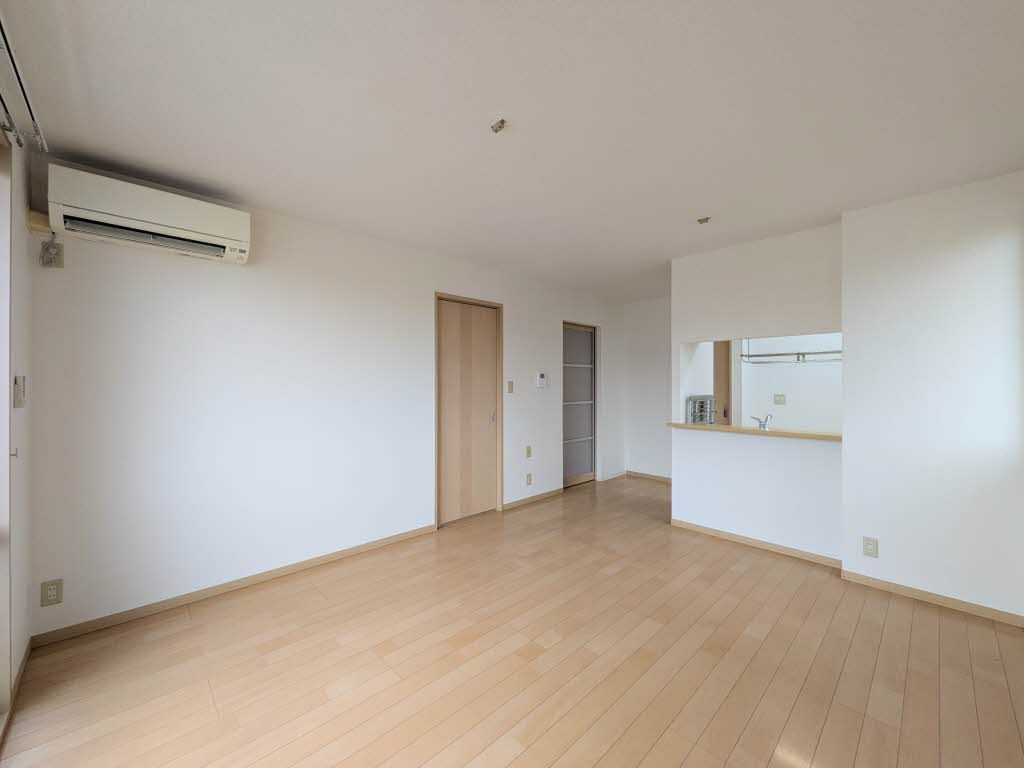 2LDK Apartment in Kita-ku, Okayama, Okayama — photo 3 of 3