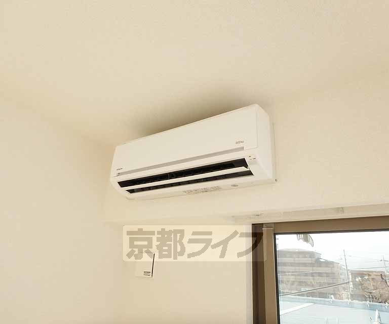 その他設備　エアコンついてます。