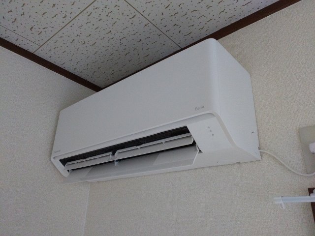 その他　エアコン新品