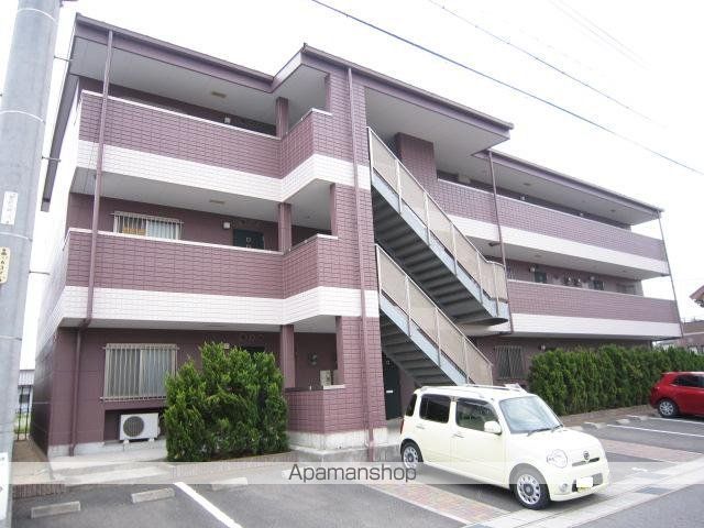 グランドソレイユ城前