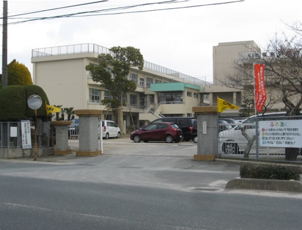 小学校　防府市立佐波小学校（小学校）まで478m