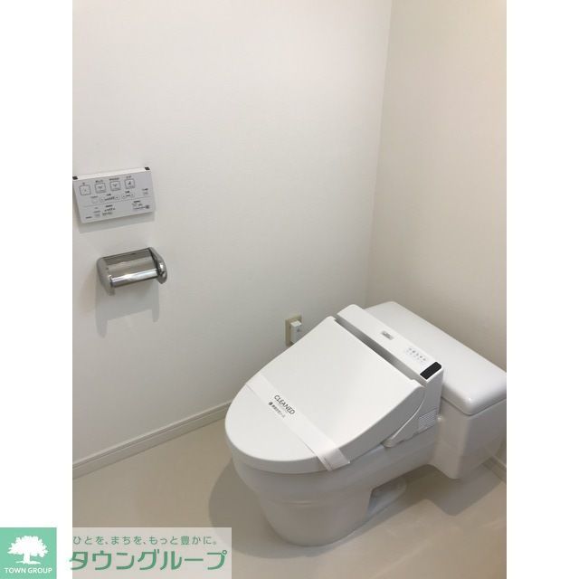 H&M南青山 EASTのトイレ写真