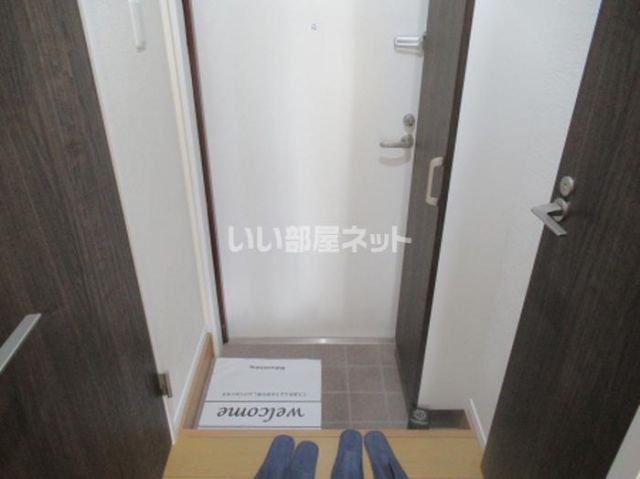 ニュートリノ要の玄関写真
