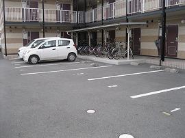 駐車場　駐車場有