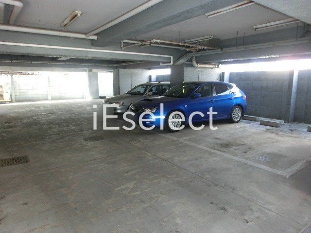駐車場　敷地内駐車場