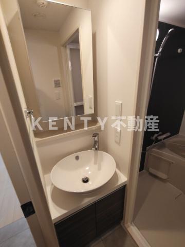 洗面設備　コンパクトで使いやすい洗面所