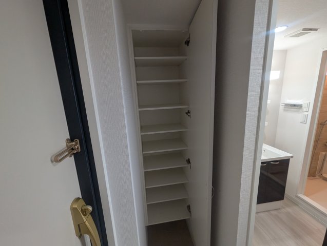 ONLYONE伊丹千僧の内装写真
