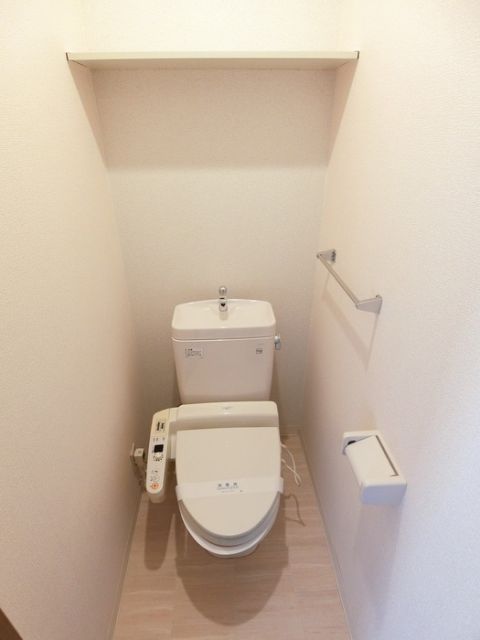 パークメゾン B棟のトイレ写真